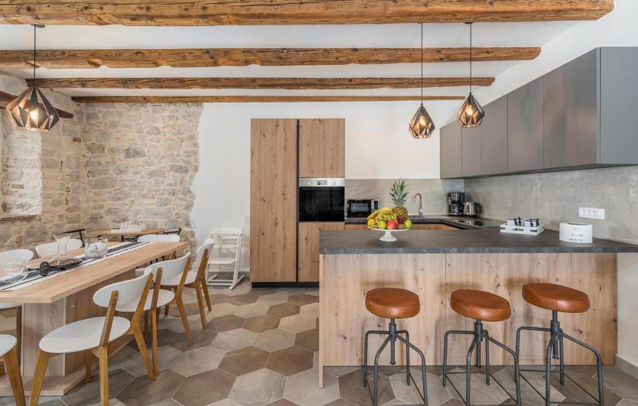 Beautiful Stone House - Villa Parentium With Private Pool Dračevac 外观 照片