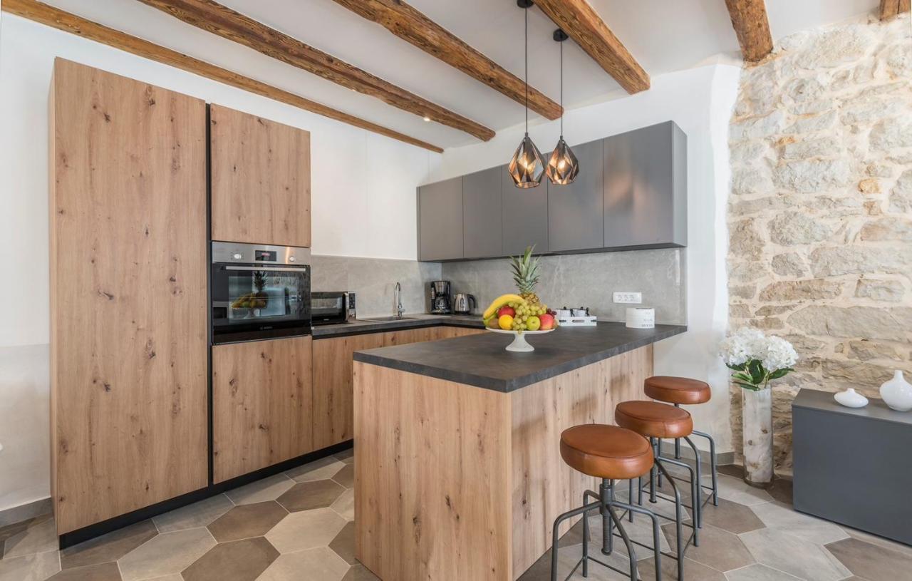 Beautiful Stone House - Villa Parentium With Private Pool Dračevac 外观 照片