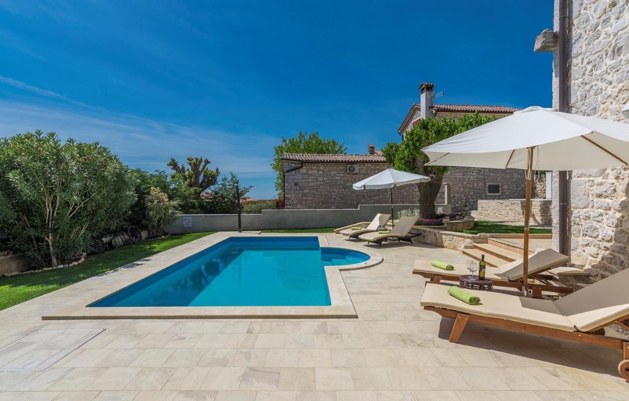 Beautiful Stone House - Villa Parentium With Private Pool Dračevac 外观 照片