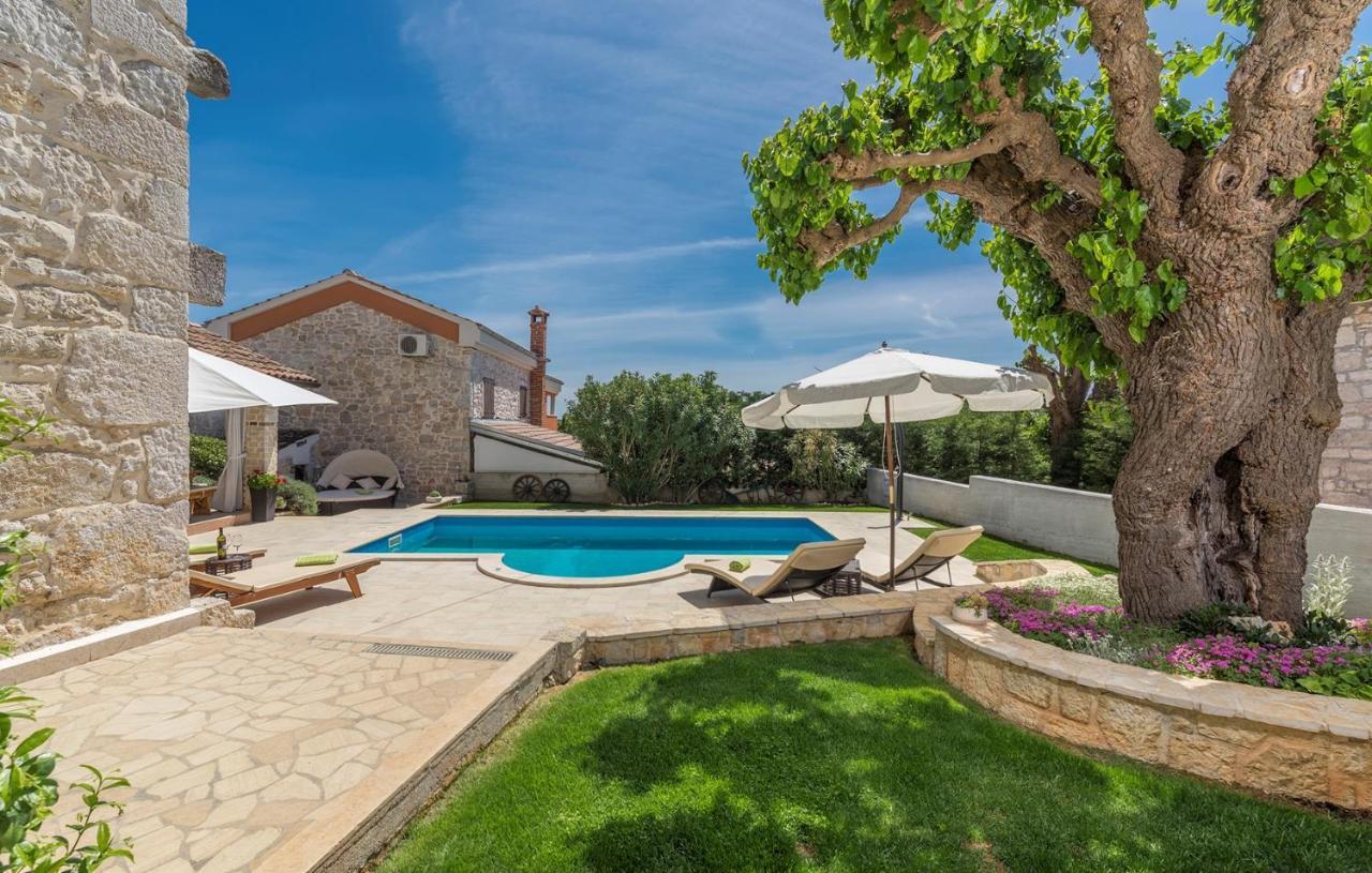 Beautiful Stone House - Villa Parentium With Private Pool Dračevac 外观 照片