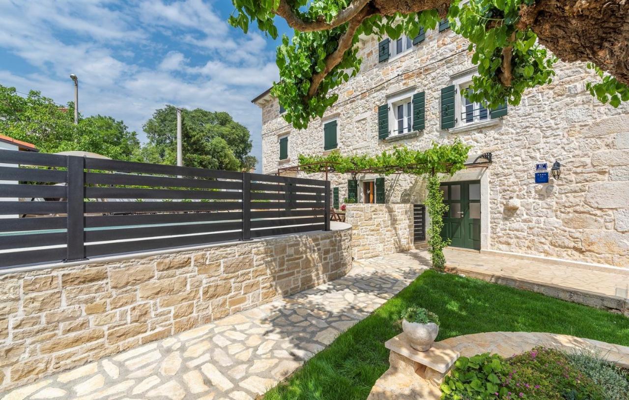 Beautiful Stone House - Villa Parentium With Private Pool Dračevac 外观 照片